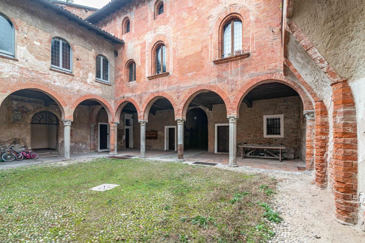 דירות פאביה House Of Foscolo - Palazzo Cornazzani - By Host4U מראה חיצוני תמונה