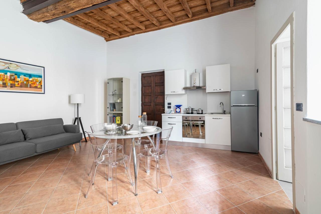 דירות פאביה House Of Foscolo - Palazzo Cornazzani - By Host4U מראה חיצוני תמונה